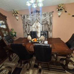 Dining Room Table Set 