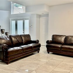 Genuine Leather Couch And Loveseat Set Excellent Condition No Rips No Tears No Scratches 