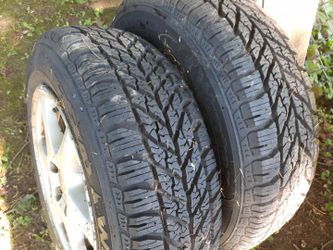 2 /  195-60-15  Goodyear Snows  