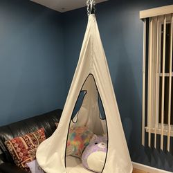 Hanging Canopy Chair