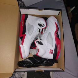 Air Jordan 5
