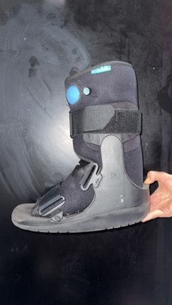 Left Walker Boot
