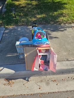 Free Curbside take all