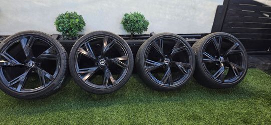 Audi RS6 / RS7 OEM wheels