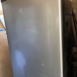 New Mini Fridge 