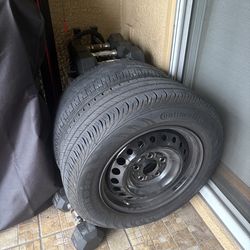 5x114.3 Wheels (Pair) 195/65/15 Like New Tires for Honda, Acura, Toyota, Etc