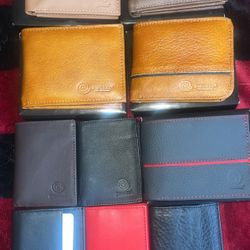 Leather wallet 