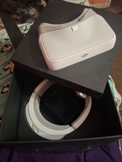 Dji goggles g15 $150  firm