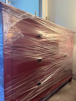 Like New Cherry Wood Dresser