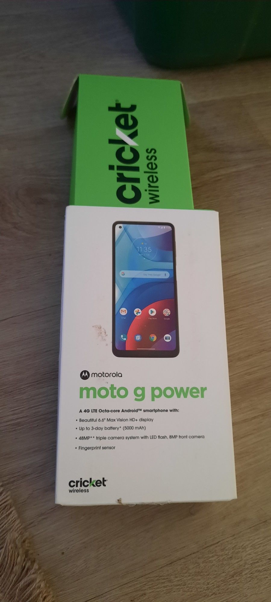 CRICKET WIRELESS MOTO G POWER PHONE, CHARGER AND SIM Read Description
