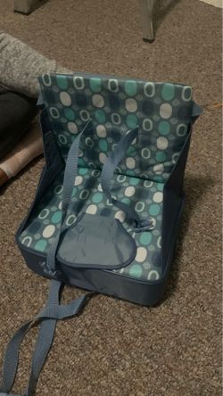 Portable eating baby seat