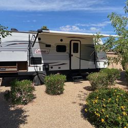 2017 Coleman Lantern 225QB