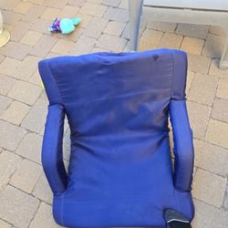 Extra Wide Portable Stadium Chair – Padded w/ Arms