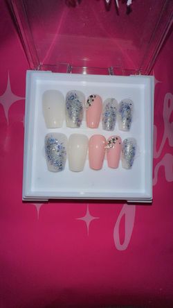 Press On Nails 