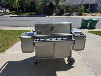 Weber Summit Platinum NATURAL GAS BBQ