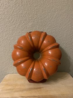 Vintage Nordic Ware Bundt Pan