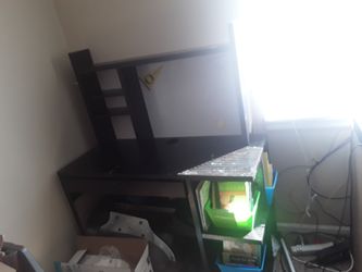 IKEA desk free