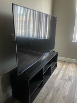 75" TCL - Smart TV (stand included)