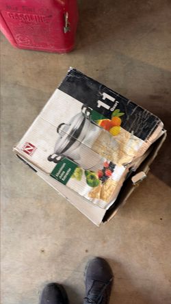 Quart Aluminum Juice Extractor