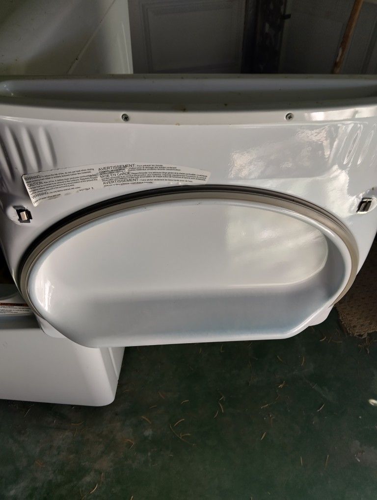 Whirlpool Cabrio Gas Dryer for Sale in San Antonio, TX OfferUp