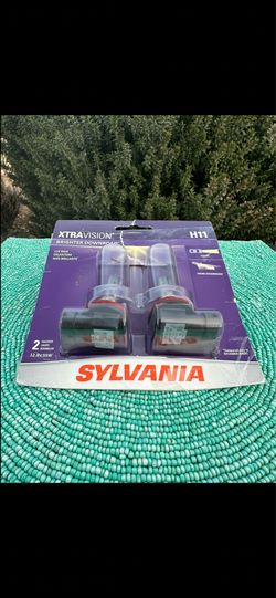 Sylvania 9005 XtraVision Halogen Headlight Bulb, 2 Pack, Compatible with Multiple Cars-brand new/never used.