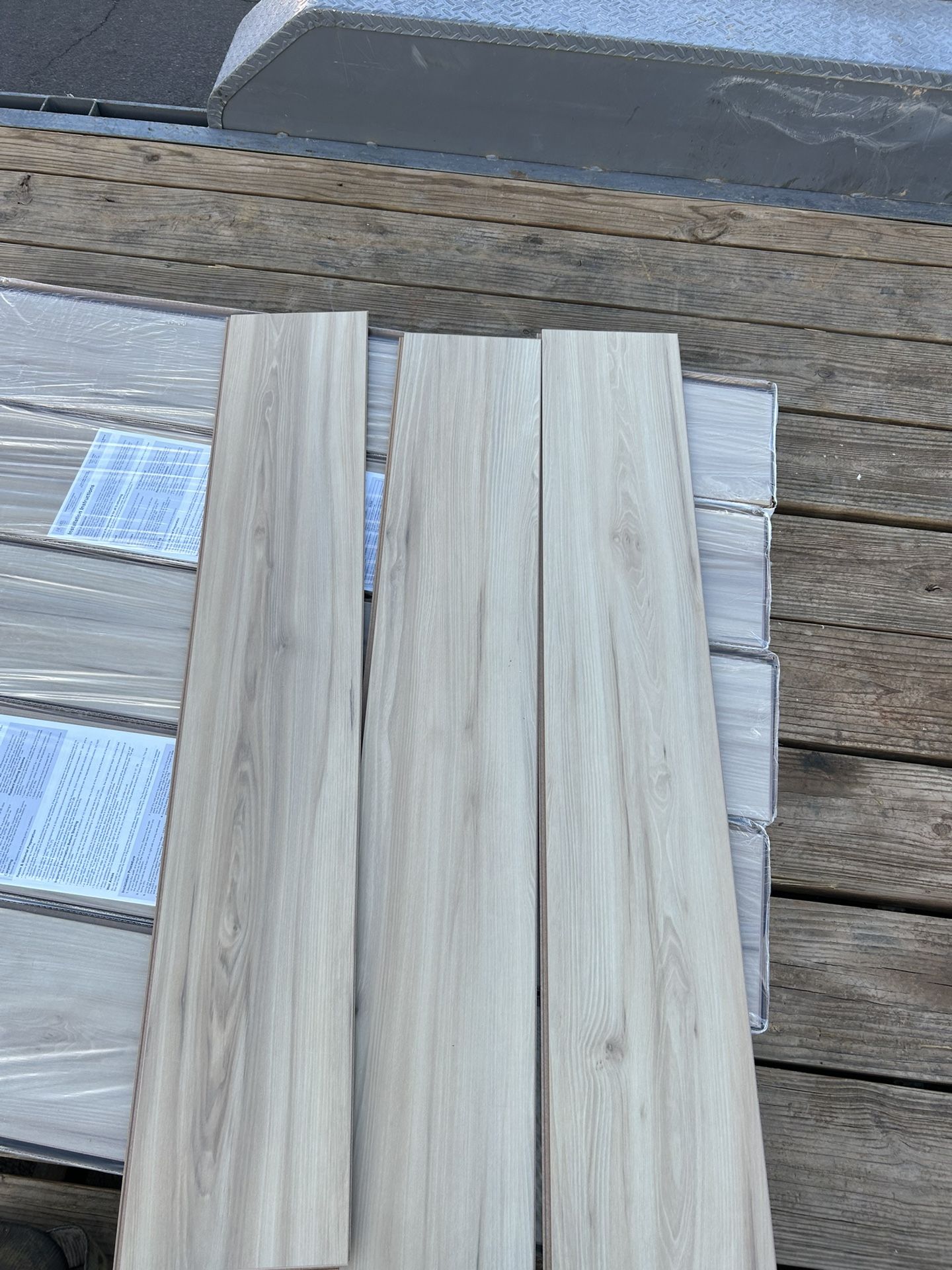 Laminate Wood Flooring