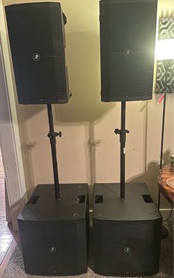 Mackie Thump PA System