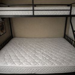 Twin XL / Queen Bunkbed 