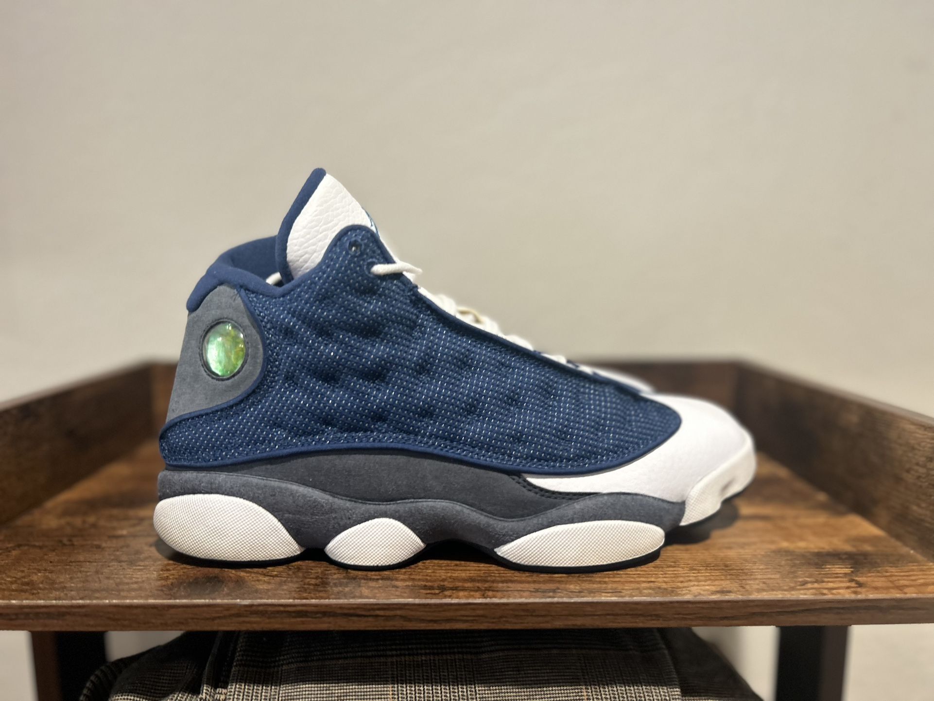 Air Jordan 13s. Size 9.5m. 129$