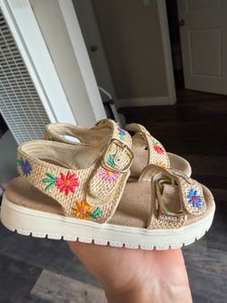 Little girl sandals