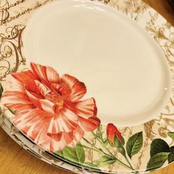 Beautiful Royal Stafford plates 6 pieces