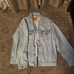 Levi’s Jacket Size XXL Oversized Fit Great Condition 