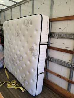 Kind Size Matress and Box Springs 