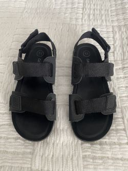 Cat & Jack Black Kids Sandals