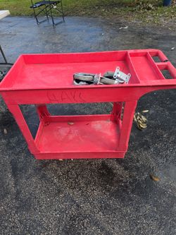 Mesa para trabajos  con ruedas