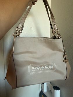 NEW COACH PURSE