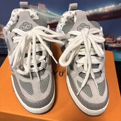 LV sneakers (new)