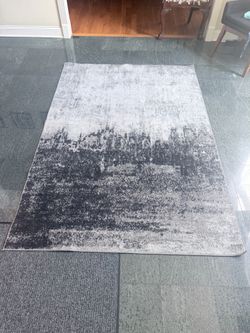 5'x7' abstract area black & grey area rug