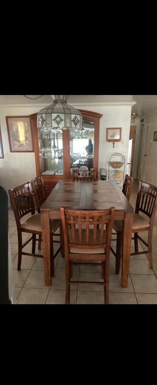 Kitchen Table  and Chairs