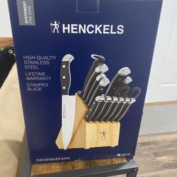 HENCKELS 15 Piece Knife Set 