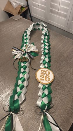 Green graduation leis
