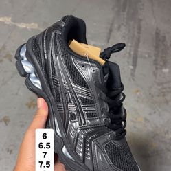 ASICS Gel Kayano 14 Black