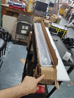 Wall Light 37.4 X 4.7 X 3.5 In, 110V, 28W, 3000K, Black