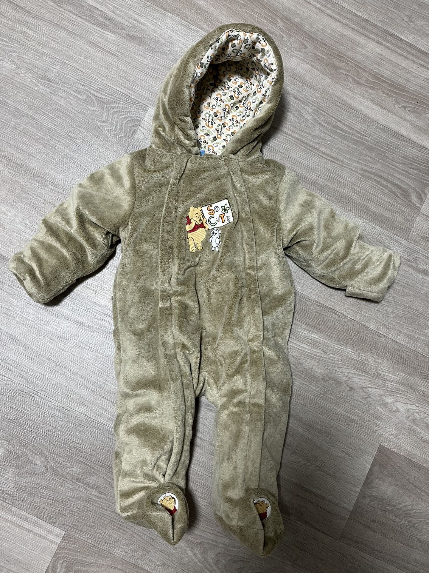 Winnie the Pooh Outfit