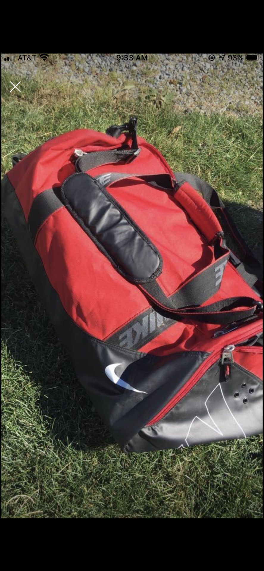 Nike Traveling Duffle Bag Like New