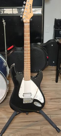 Electric Guitar Student