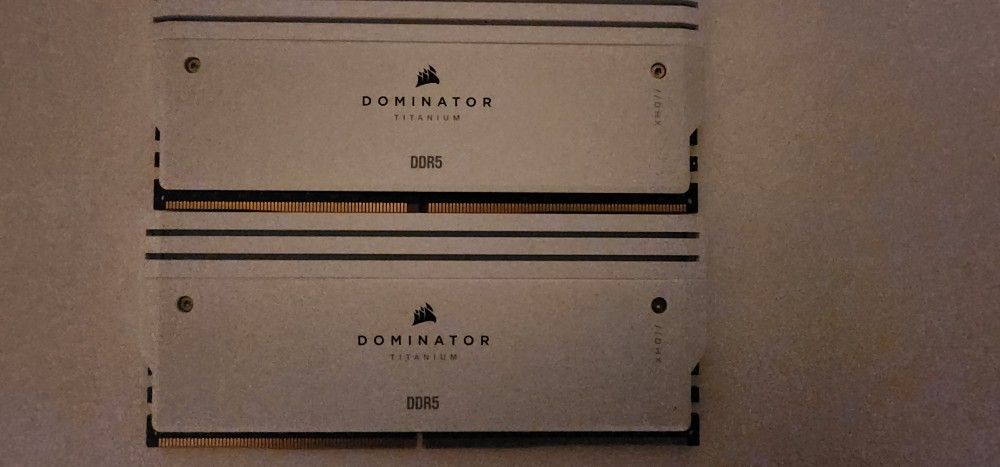 Corsair Dominator Titanium 96GB Kit DDR5 Ram