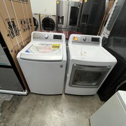 LG TOP LOAD WASHER AND GAS DRYER