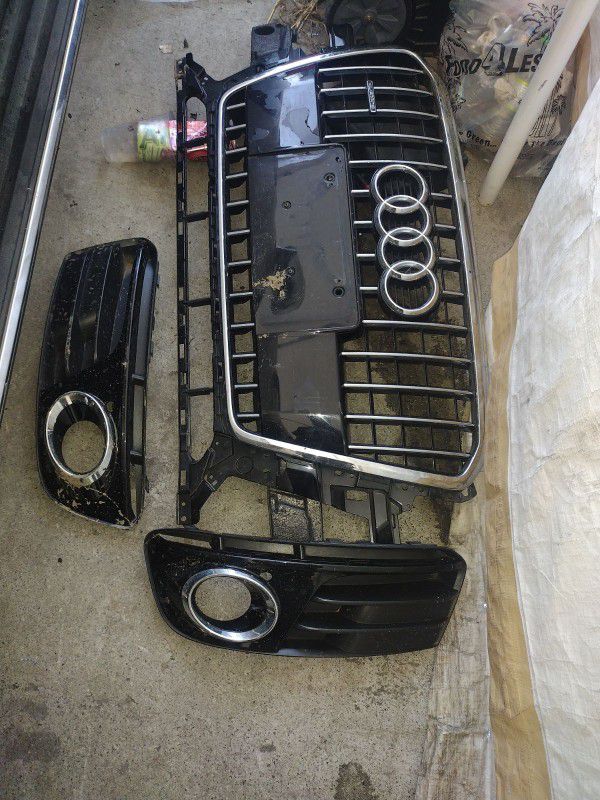 2007 Audi A4 Grill