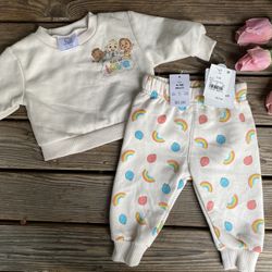 NWT Baby Girls 0-3 Months Cocomelon 2pc Sweatshirt and Pants Set 